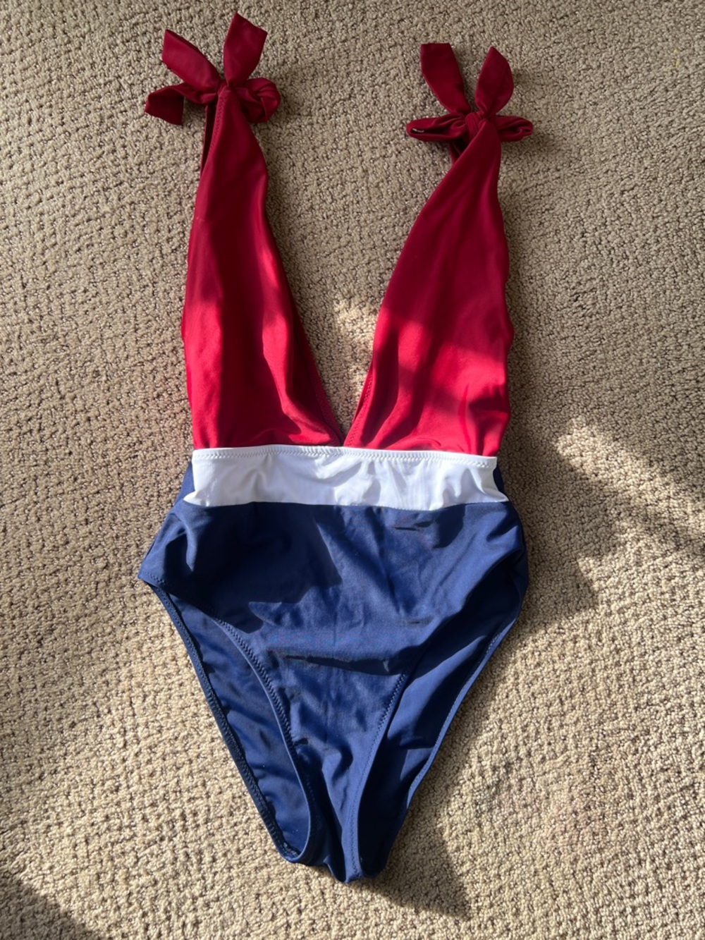 ❤️‍🔥Colorblock Red, White & Navy One-Piece Swimsuit
